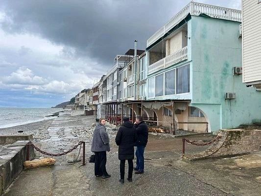 В Сочи владельцам эллингов запретили сдавать лодочные ангары туристам